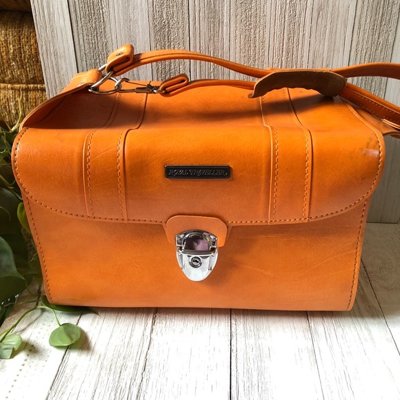 samsonite leather weekender